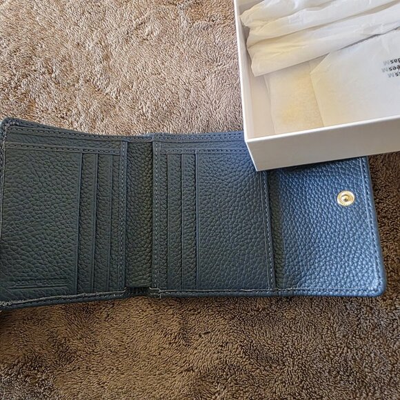 Dooney & Bourke Pebble Grain Small Flap Credit Card Wallet Teal Blue NIB NWT - Picture 6 of 14